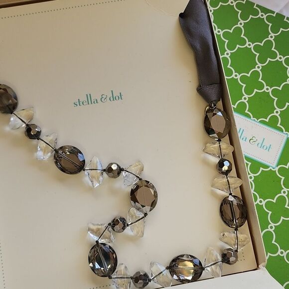 Stella & Dot Beribboned Faceted Faux Gem Necklace - Picture 1 of 16